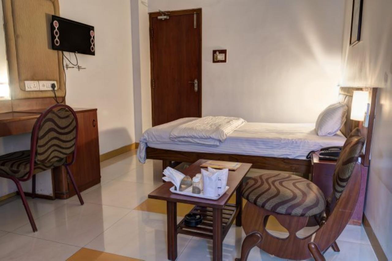 Blue Diamond The Hotel Korba Экстерьер фото
